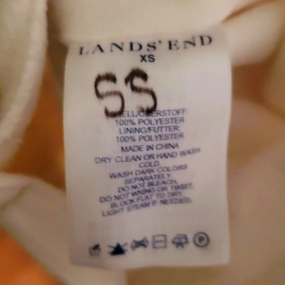 Lands‎ End fleece infant hat